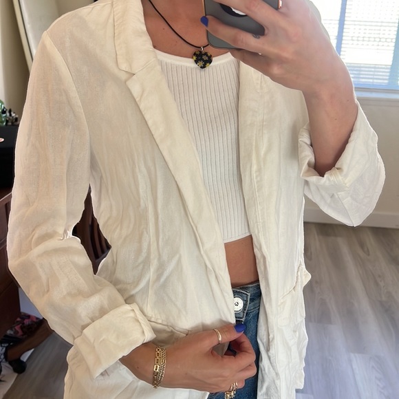 Ivory linen blazer from old navy - Picture 2 of 3